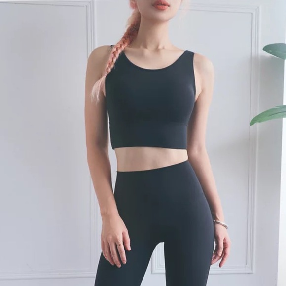 Black Yoga Sport Halter Low Back Crop Top - Picture 4 of 16